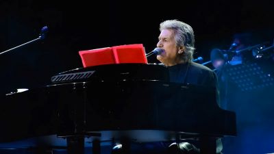 Toto Cutugno: Lascatemi Cantare – olasz dal magyar fordítással